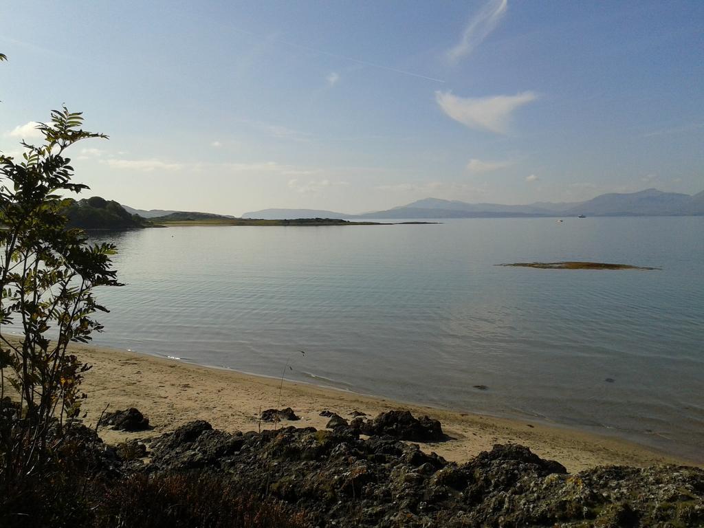 Oban Youth Hostel Bagian luar foto View of the Gulf of Pagase